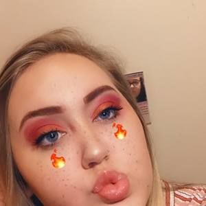 Meet your Posher, Jade